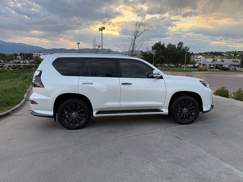 2023 Lexus GX