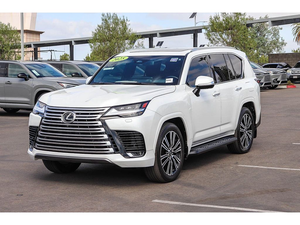 2025 Lexus LX 600 Luxury