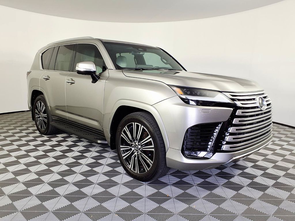 2026 Lexus LX 600 Luxury