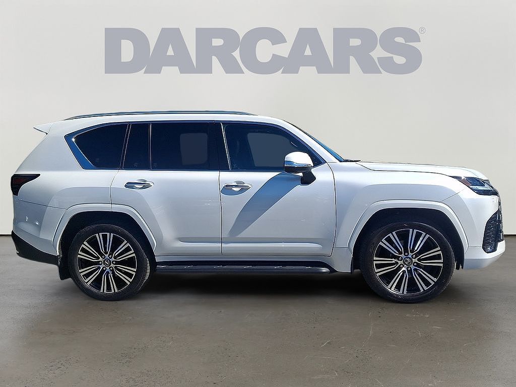 2025 Lexus LX 600 Luxury