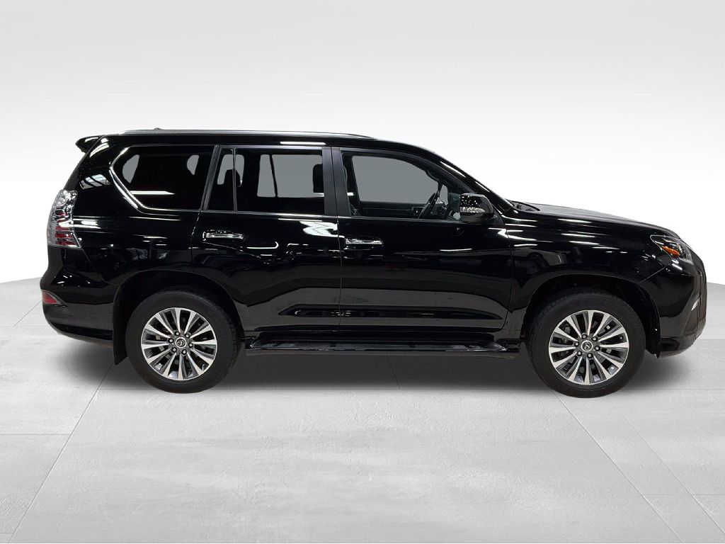 2022 Lexus GX Luxury