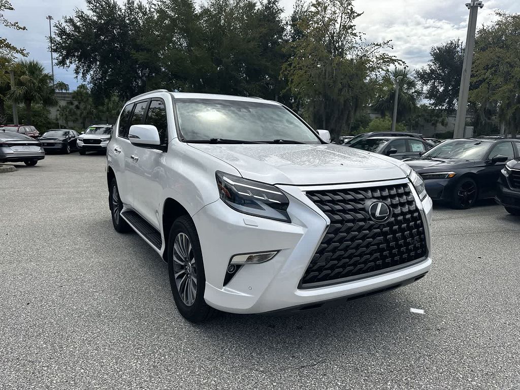 2023 Lexus GX Luxury