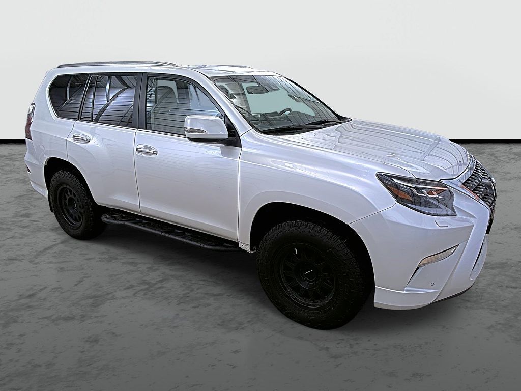2023 Lexus GX Luxury