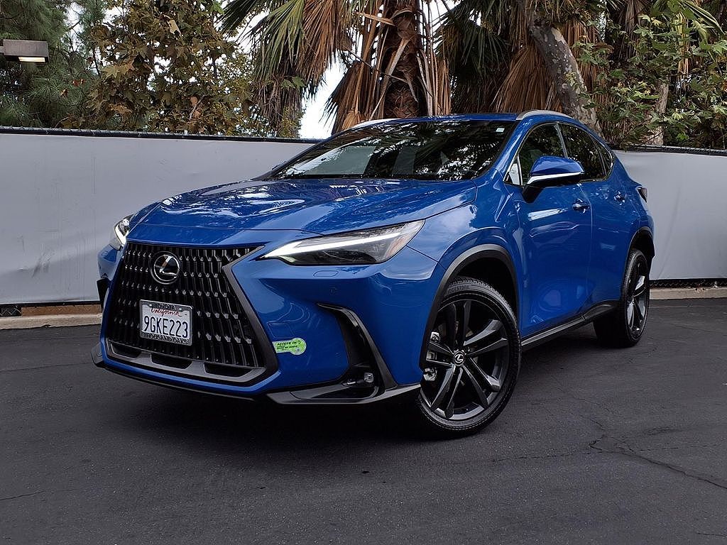 2024 Lexus NX 450h+ Luxury