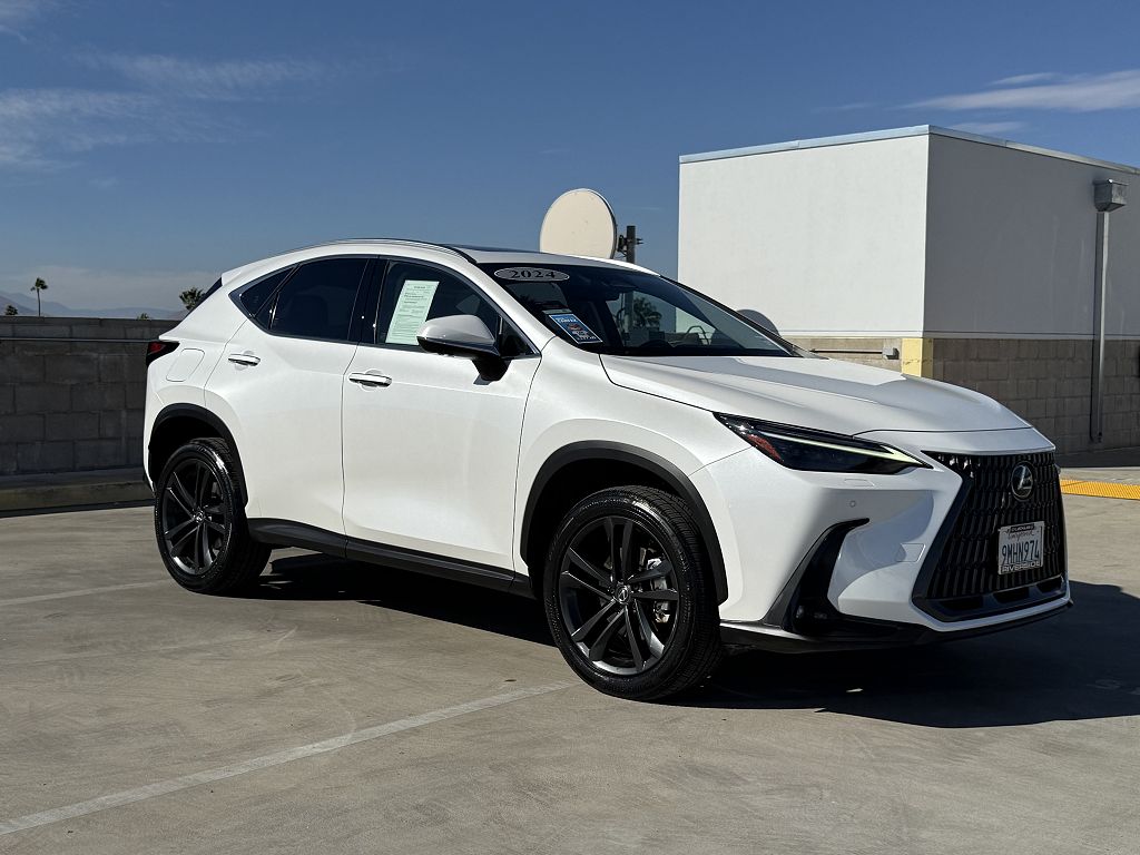 2024 LEXUS NX 450h+ Luxury