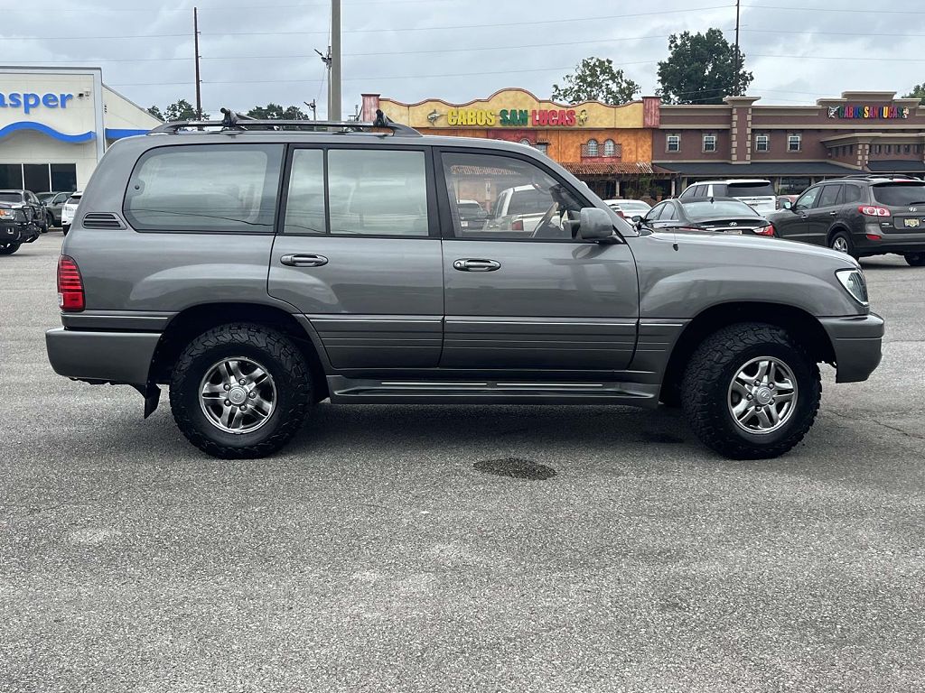 2002 Lexus LX 470