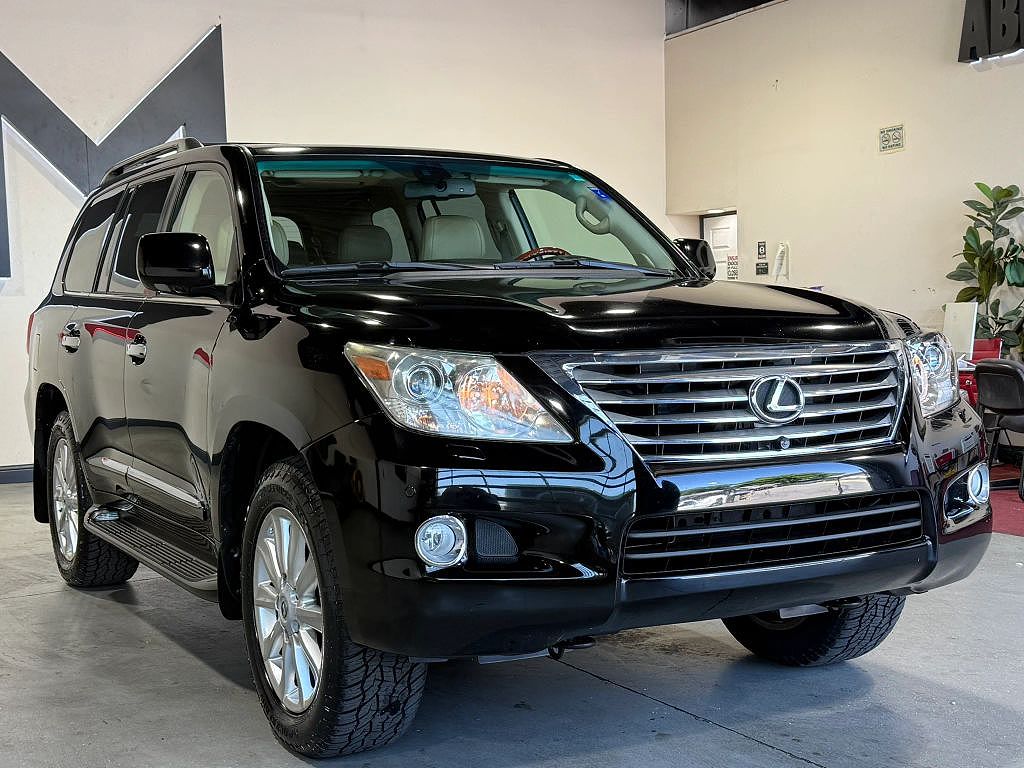 2010 Lexus LX