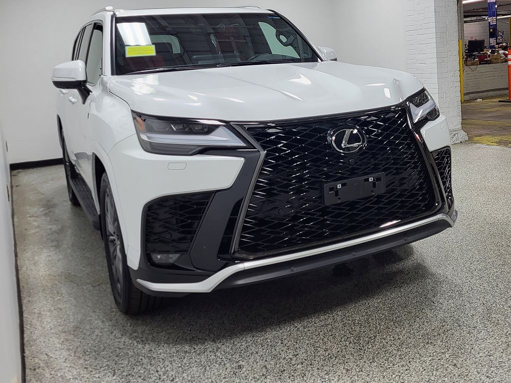 2024 Lexus LX 600 F SPORT Handling