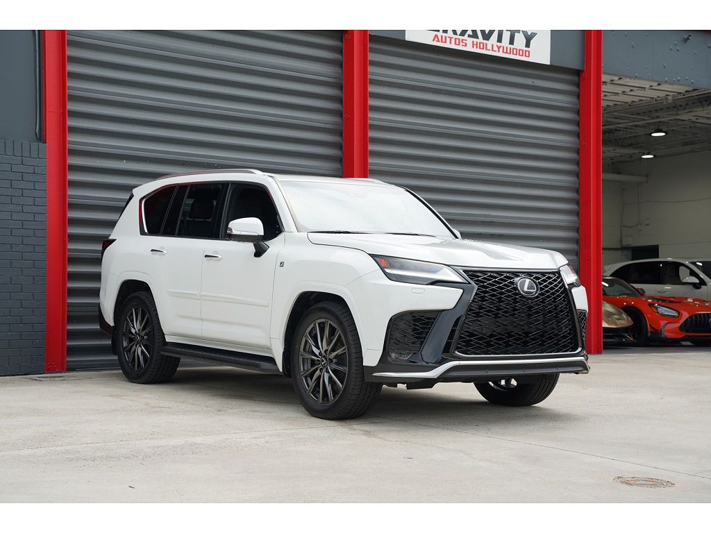 2023 Lexus LX F SPORT Handling