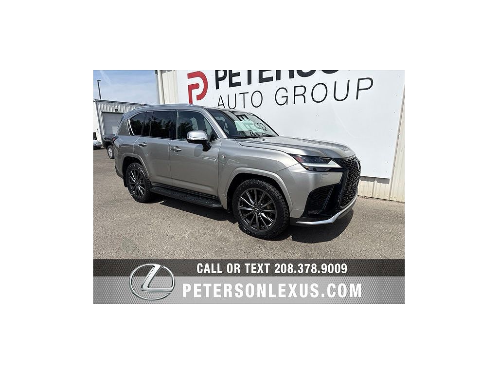 2022 Lexus LX F SPORT Handling