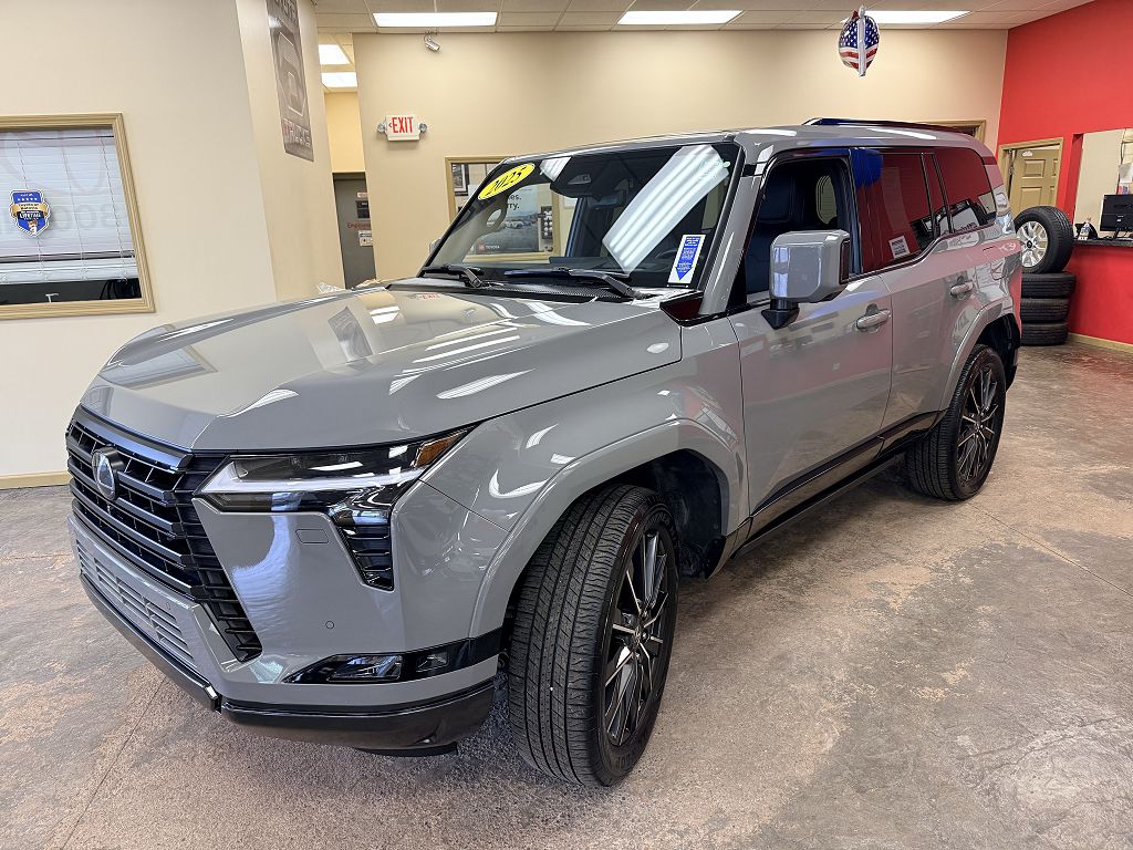 2025 Lexus GX 550 Luxury
