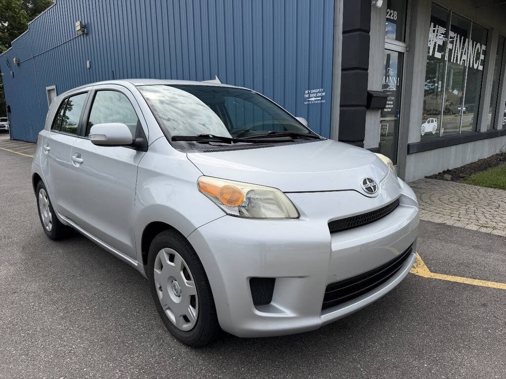 2009 Scion xD