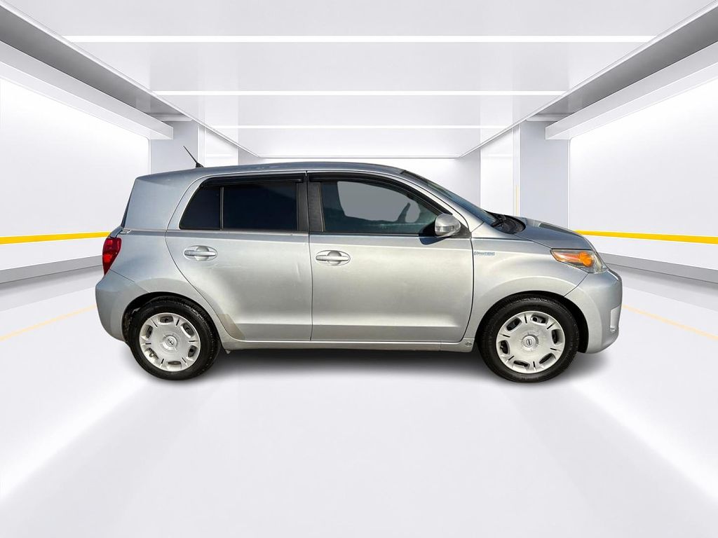 2009 Scion xD