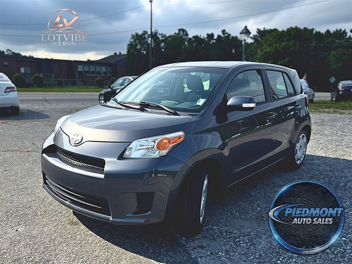 2013 Scion xD