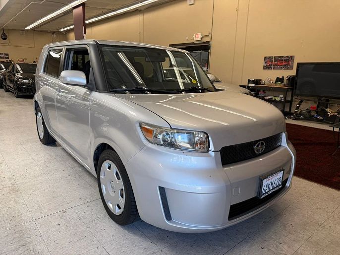 2008 Scion xB