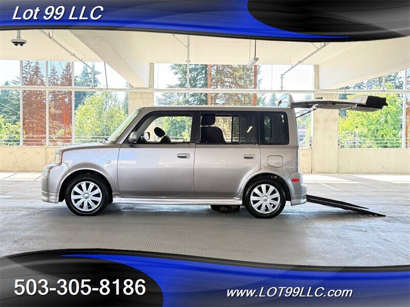 2005 Scion xB