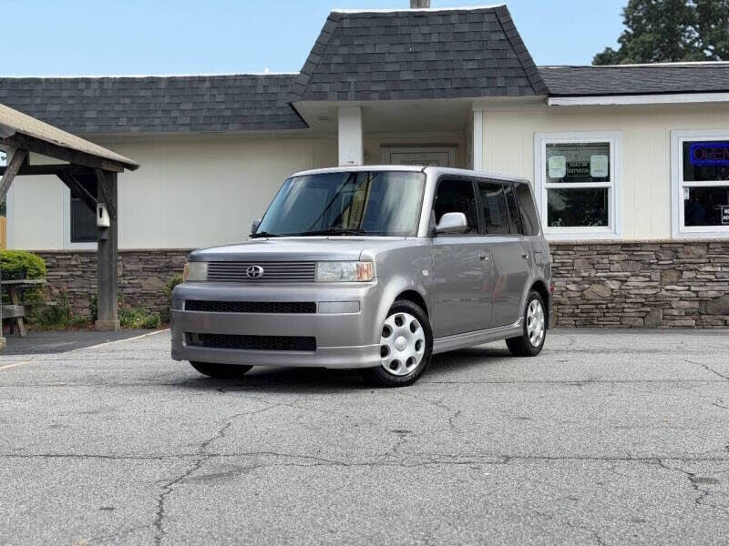 2005 Scion xB
