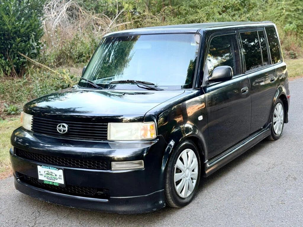 2005 Scion xB