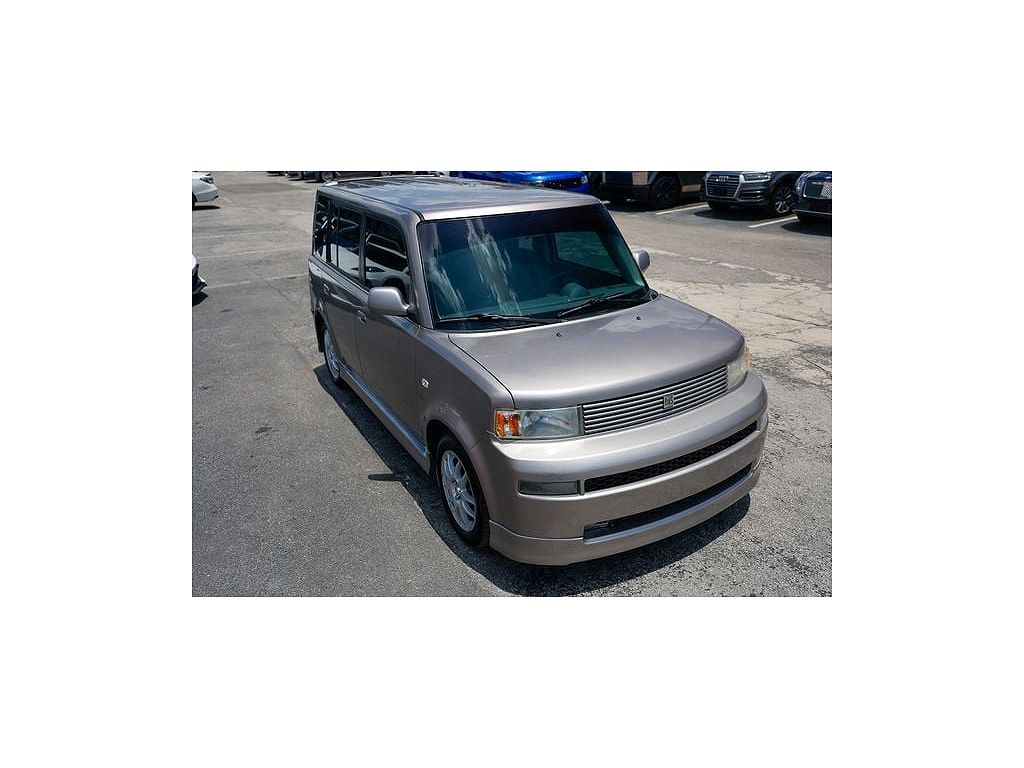 2005 Scion xB