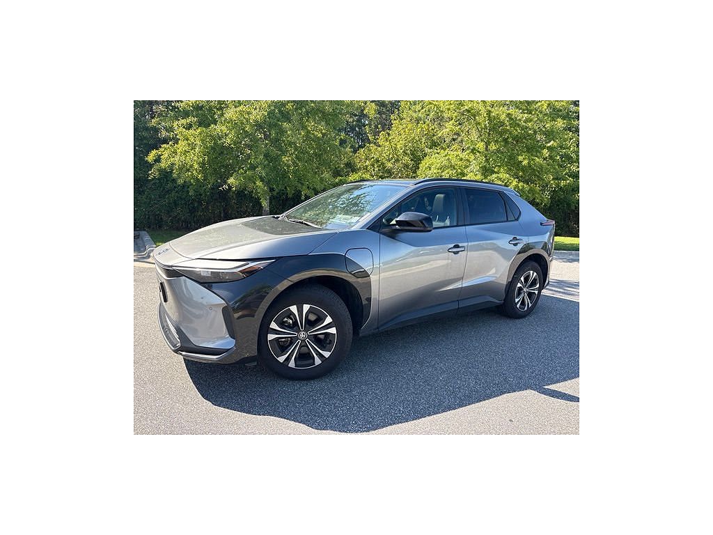 2024 Toyota bZ4X XLE