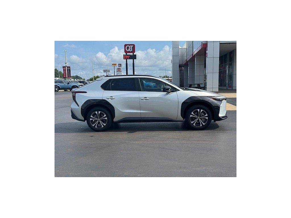 2024 Toyota bZ4X Limited