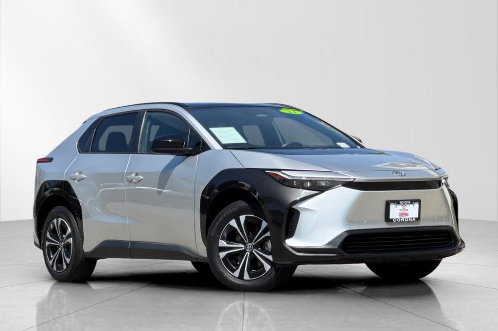 2023 Toyota bZ4X photo 1