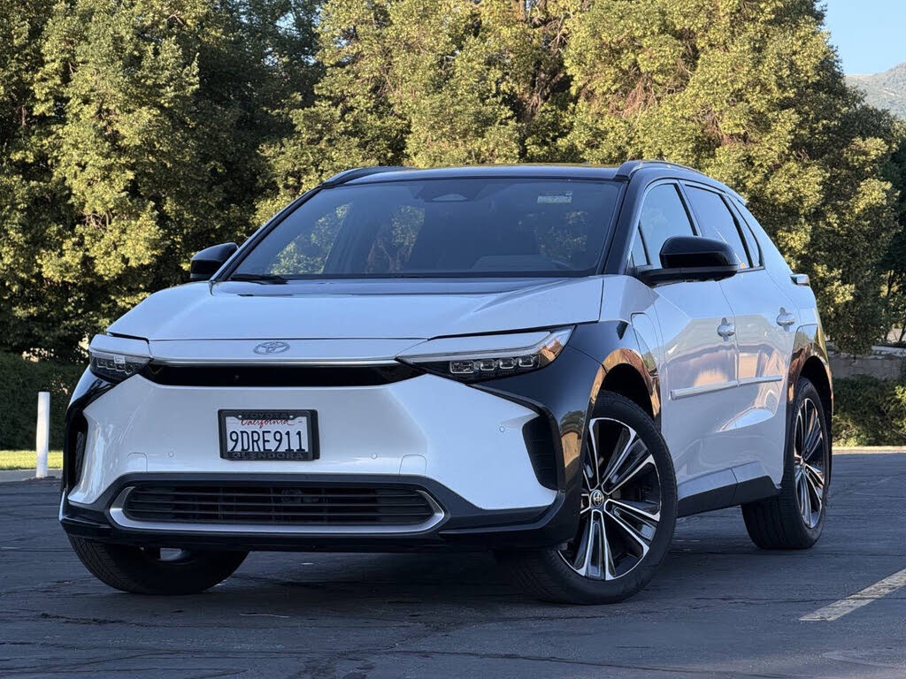 2023 Toyota bZ4X XLE