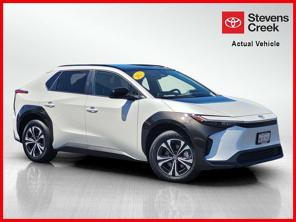 2023 Toyota bZ4X photo 1
