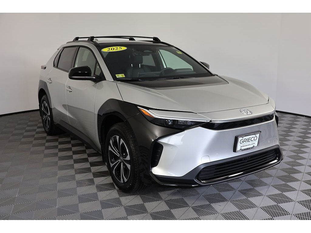 2025 Toyota bZ4X XLE