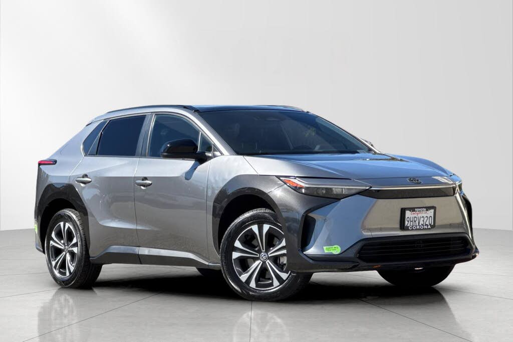 2023 Toyota bZ4X photo 1