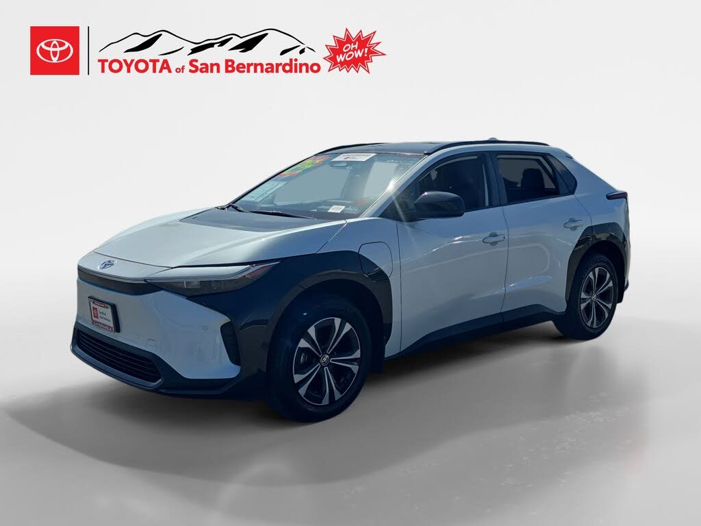 2024 Toyota bZ4X photo 1