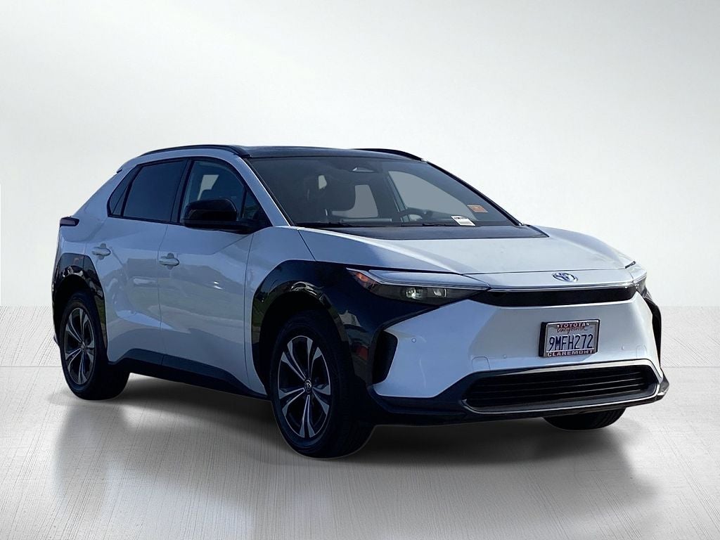 2023 Toyota bZ4X photo 1