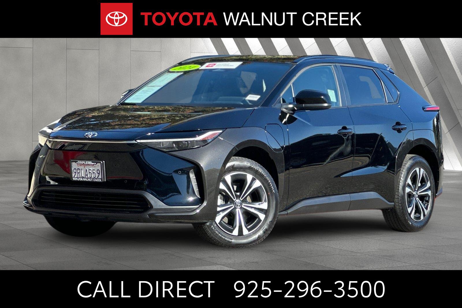 2024 Toyota bZ4X photo 1