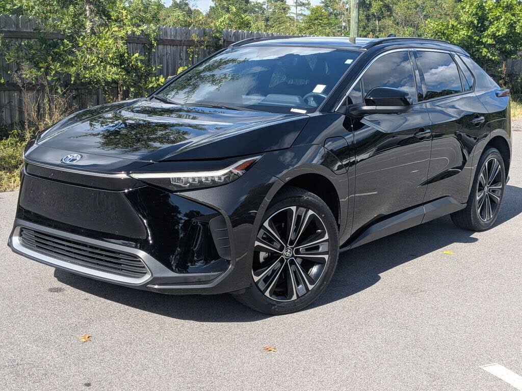2024 Toyota bZ4X XLE