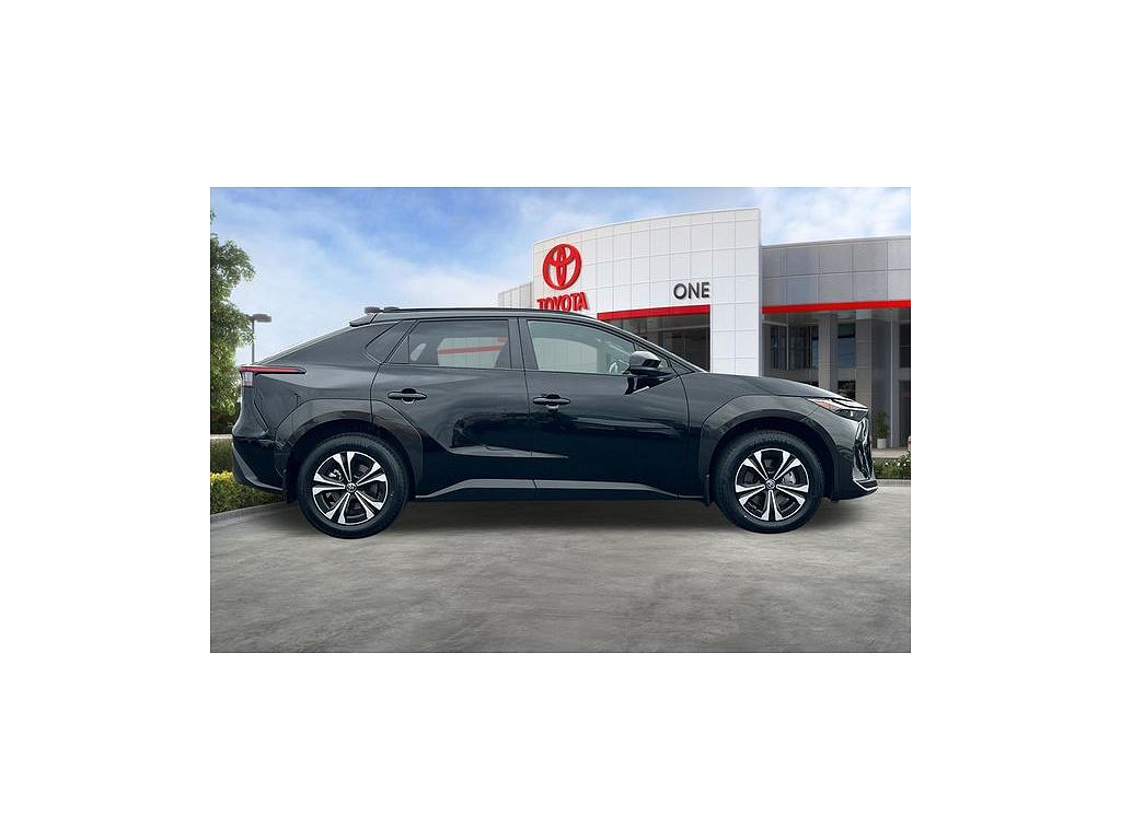 2023 Toyota bZ4X Limited