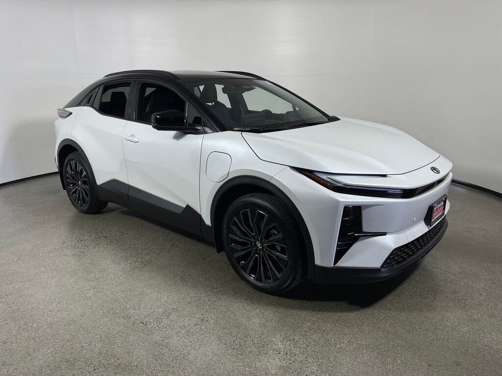 2026 Toyota C-HR SE