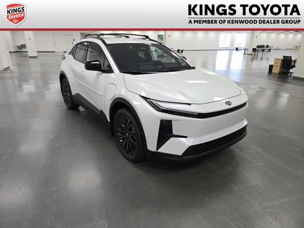 2026 Toyota C-HR XSE