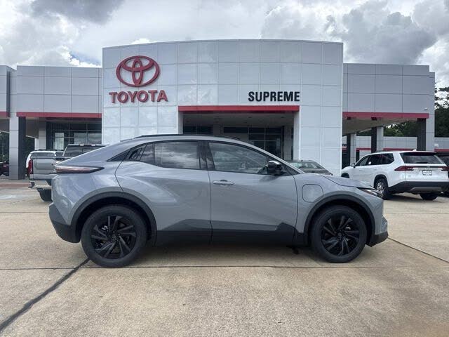 2026 Toyota C-HR XSE