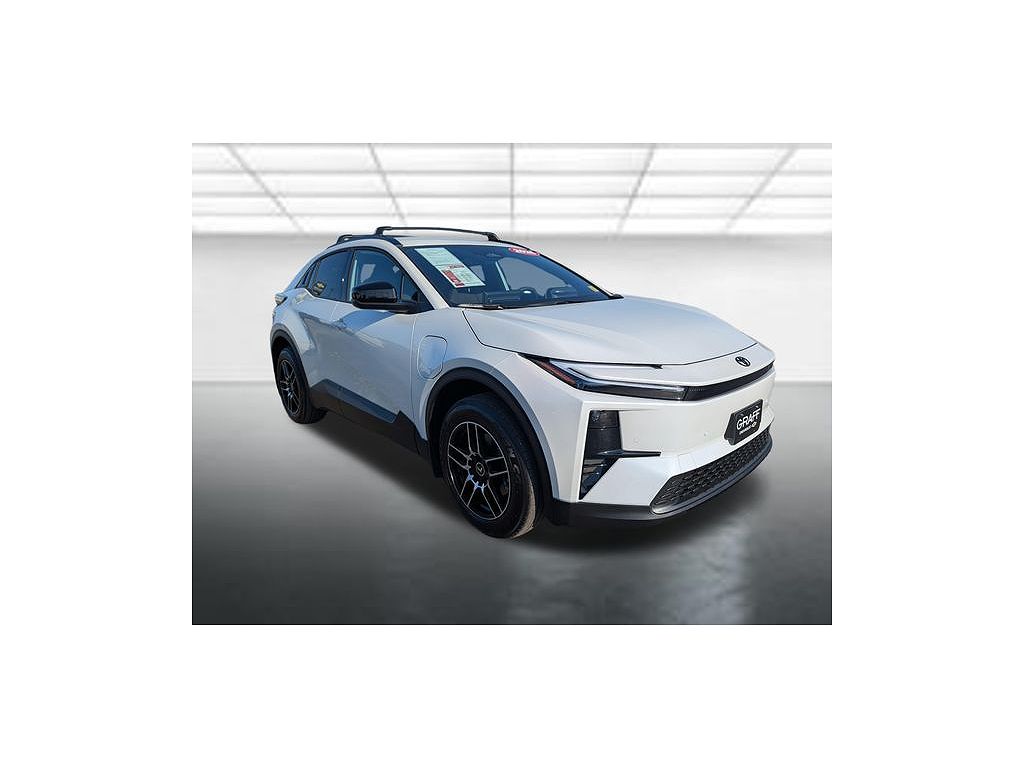 2026 Toyota C-HR XSE