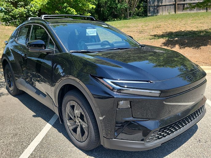 2026 Toyota C-HR XSE