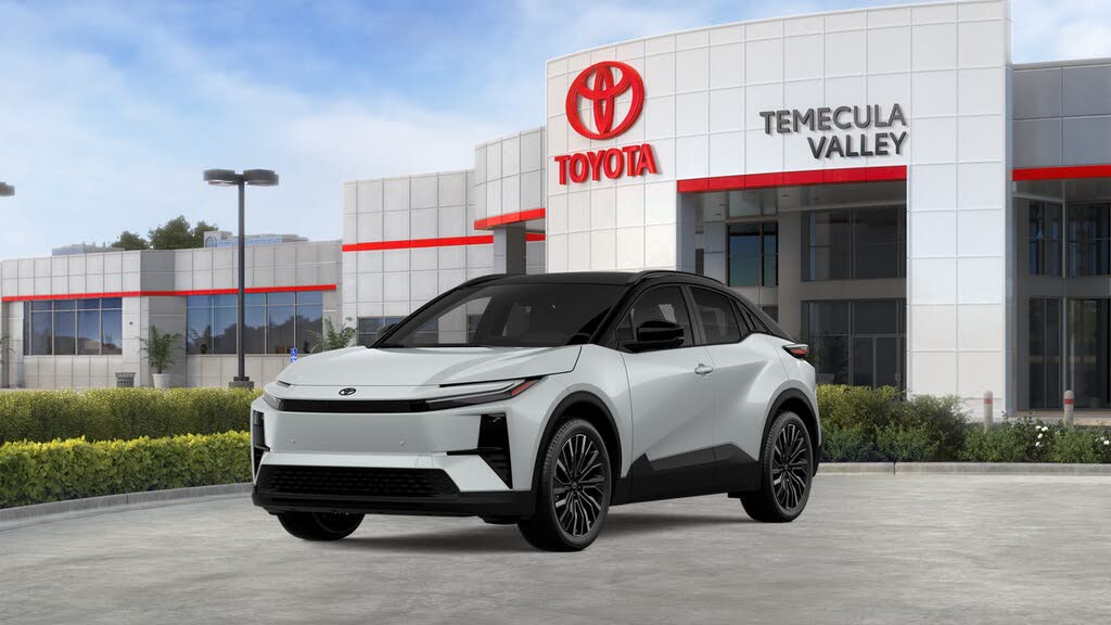 2026 Toyota C-HR SE