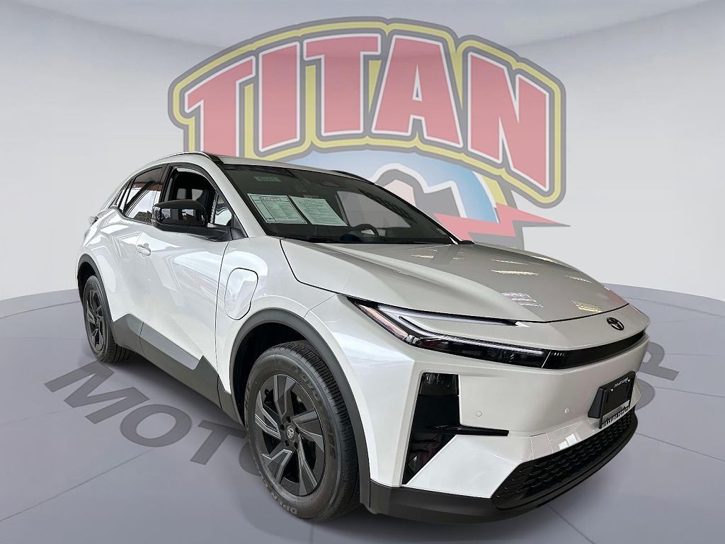 2026 Toyota C-HR XSE