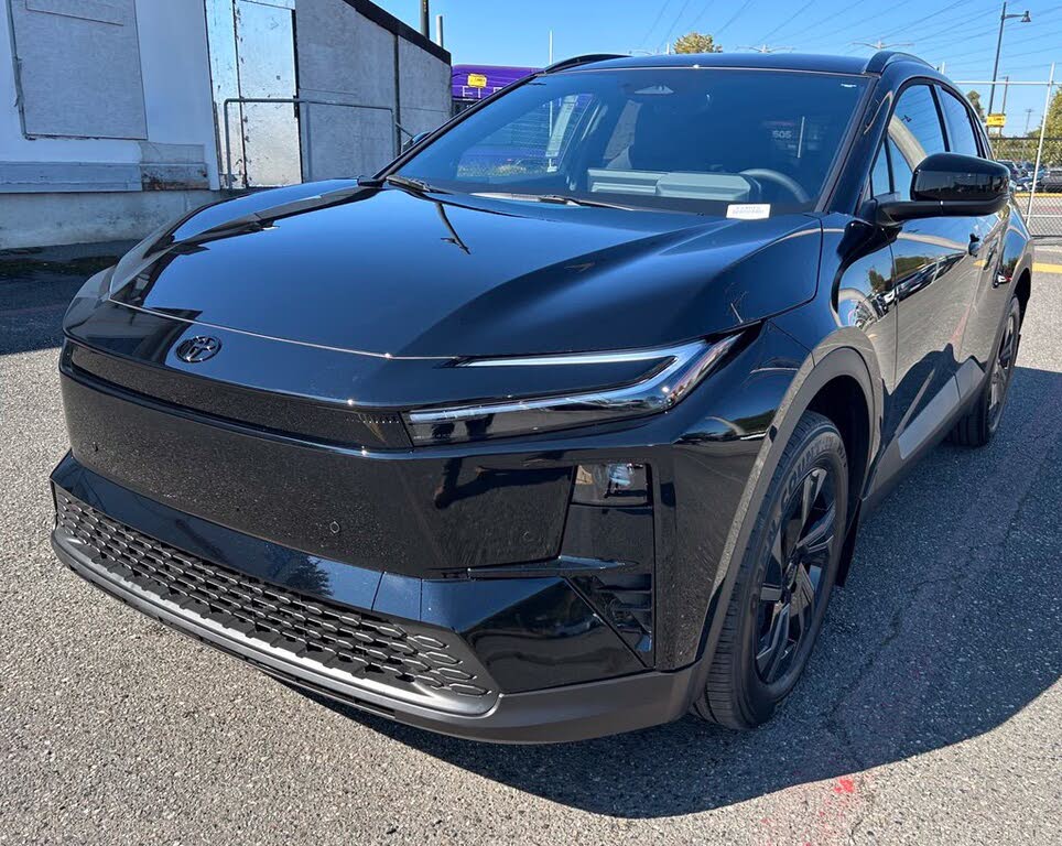 2026 Toyota C-HR XSE