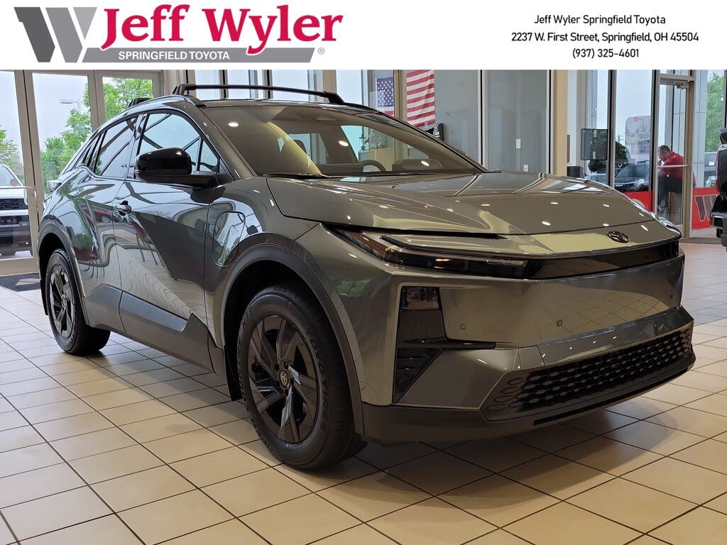 2026 Toyota C-HR XSE