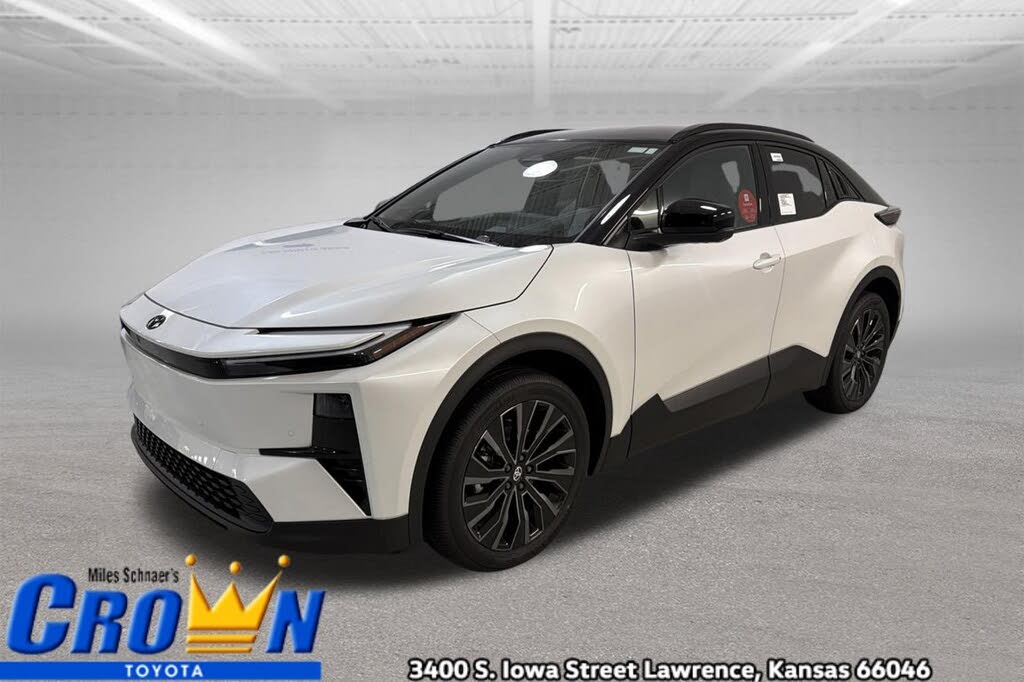 2026 Toyota C-HR SE
