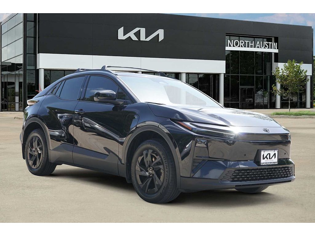2026 Toyota C-HR XSE