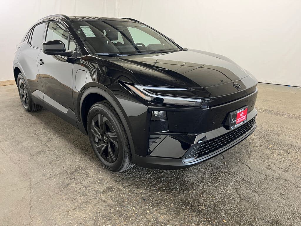 2026 Toyota C-HR XSE