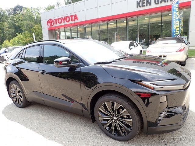 2026 Toyota C-HR SE