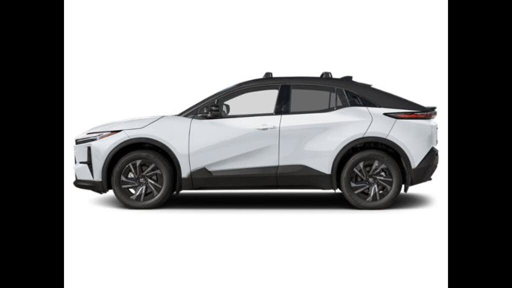 2027 Toyota C-HR XSE