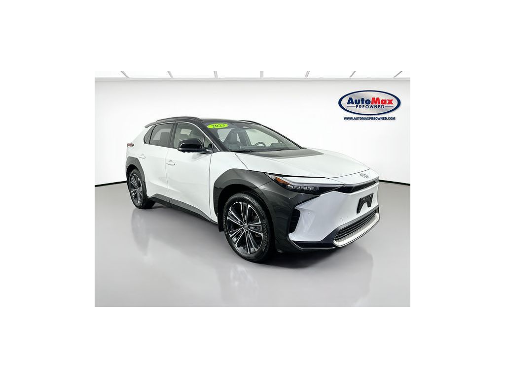 2023 Toyota bZ4X XLE